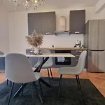 Domus Dea Apartamento