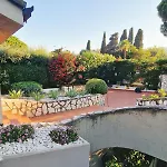 Domus Dea