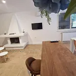 Domus Dea Apartamento Mondello