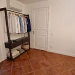 Domus Dea Appartement *