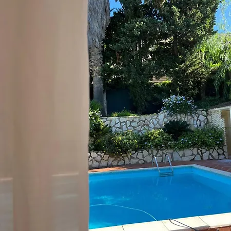 Domus Dea Apartamento Mondello