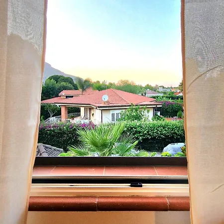 Domus Dea Apartamento *