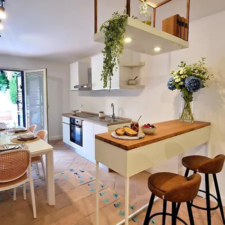 Apartamento Domus Dea *